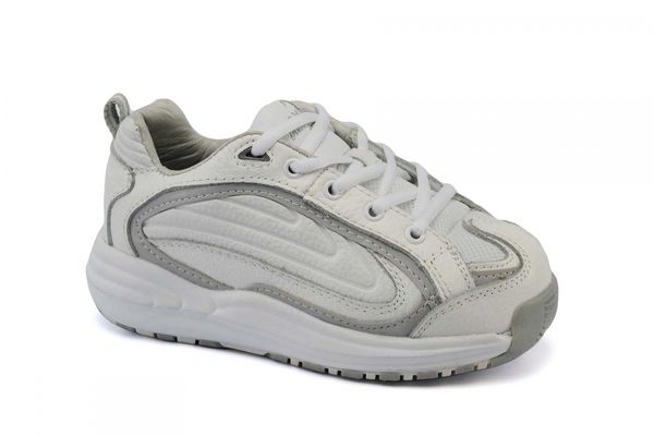 orthotic tennis shoes
