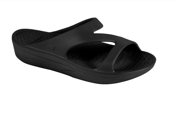 Telic Z-Strap Recovery Slide Sandal - Unisex - Midnight Black Angle